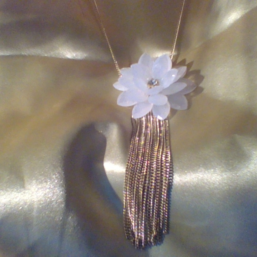 flower - Picture 2 of 3